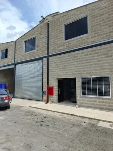 Vendo Solo Clientes Galpón En Zona Industrial Abadía San Diego Edo Carabobo Jrico
