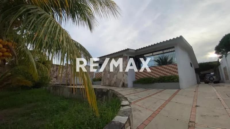 Casa en Venta Colinas de Santa Rosa Zona Este - Barquisimeto