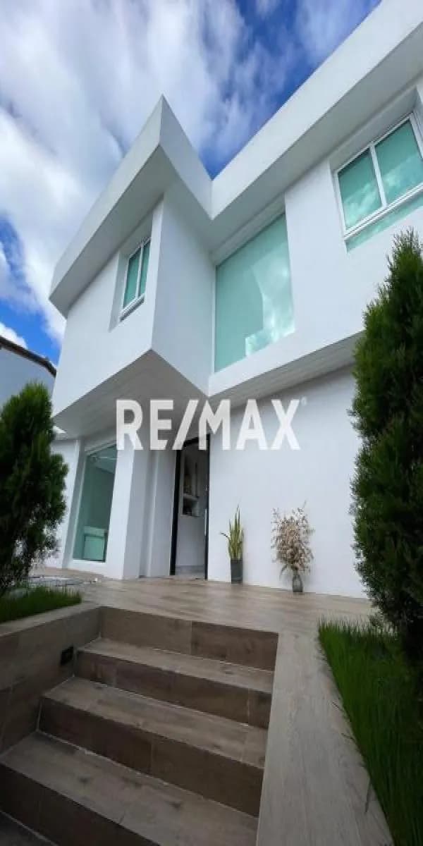 Casa en venta en Los Naranjos