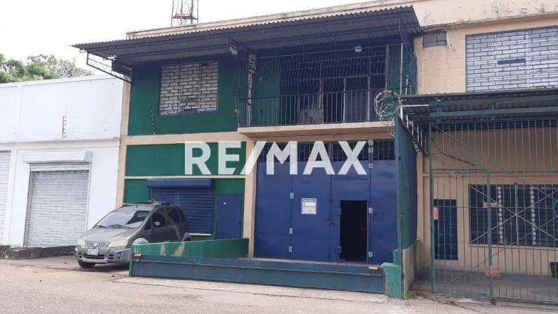 Se Alquila Galpon en Avenida Raul Leoni, Frente a Madereras Monagas