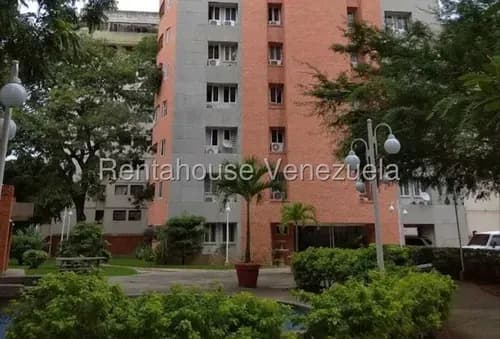Norma Piña Rah Ofrece En Venta Hermoso Apartamento Con Excelente Ubicación En Prebo 1, Valencia. Cod. 26-19249. ***solo Clientes Directos ***