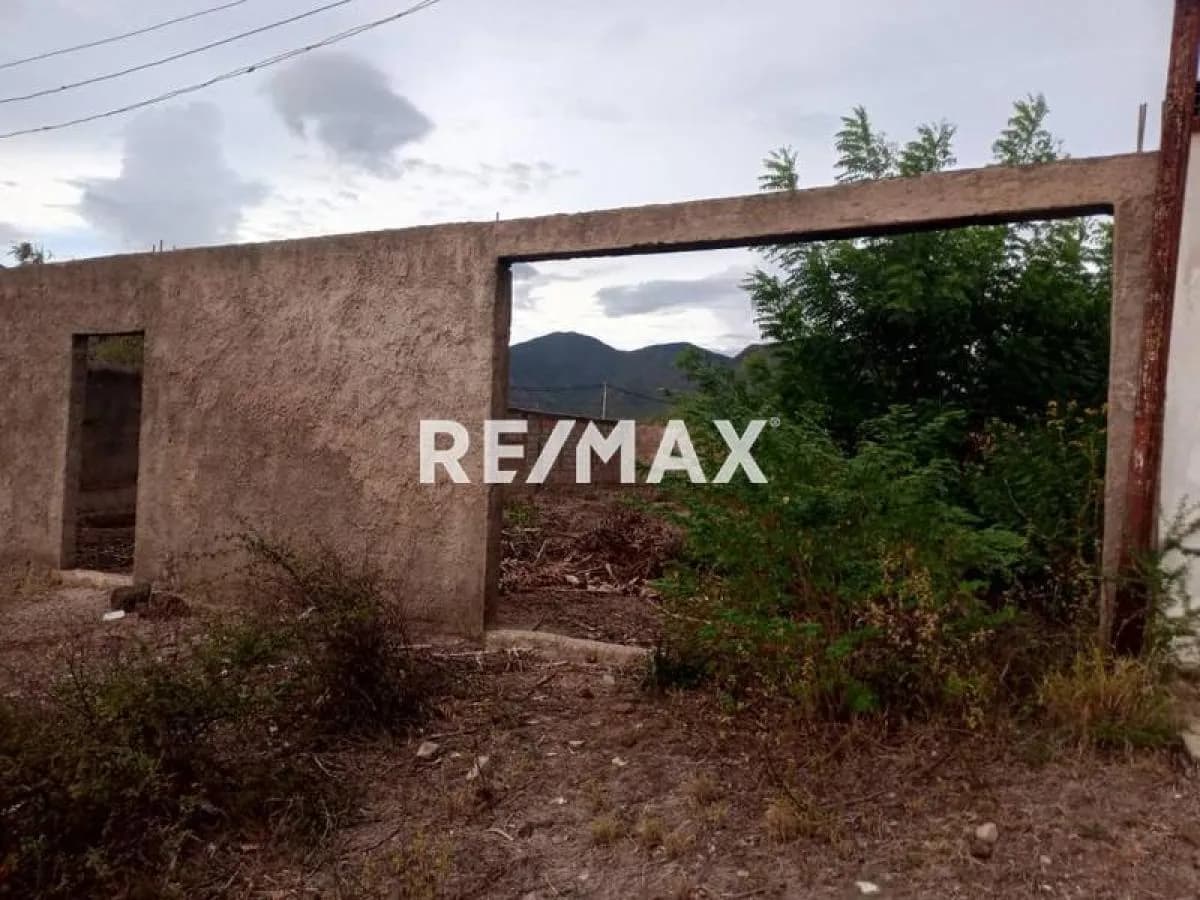 Excelente Terreno tapiado con servicios de luz y agua en el sector el Datil, Isla de Margarita, Nueva esparta