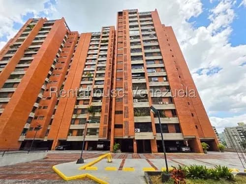 Apartamento Amoblado En Prado Humboldt: 120m2, 3 Hab, 3 Baños. Estado Impecable, Espacios Eficientes, Listo Para Mudarse De Inmediato. Ubicación Privilegiada Y Conectividad. Gran Oportunidad.