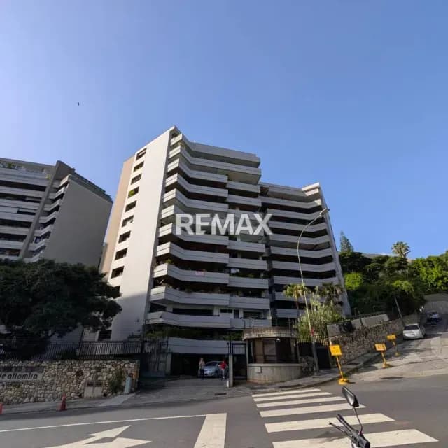 Venta Apto Altamira Norte 333 m2 de Lujo, Vista de Ensueño, Todo Nuevo