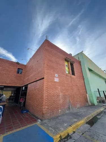 En Venta Amplio Local En Cc El Remanso Con Excelente Ubicación En San Diego, 101m2 Distribuidos En 2 Plantas. Ideal Para Cualquier Tipo De Negocio Gavip