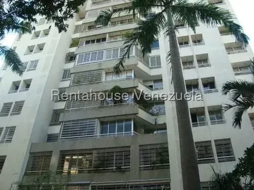 Apartamento En Alquiler, La Campiña #26-17207