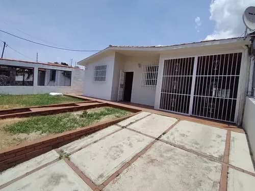Casa En Ciudad Alianza En Calle Cerrada Disponible Para Entrega Inmediata