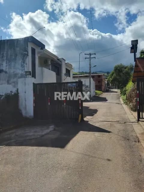 PARCELA EN URBANIZACION PRIVADA EN ARJONA