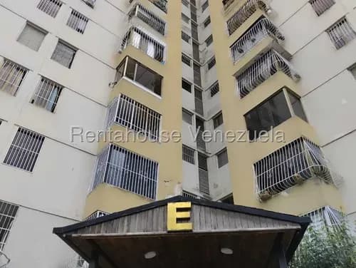 Ip Vendo Apartamento En Los Samanes 26-16676 Yf