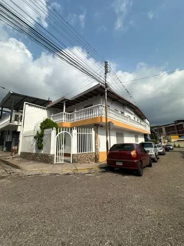 Casa (multifamiliar / Esquina) En Venta Apdc 2 Barrio El Carmen, La Concordia San Cristóbal Mg624