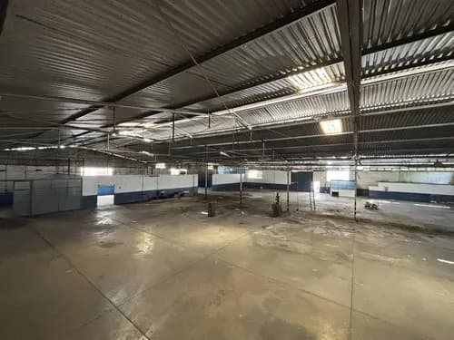Daniela Jimenez. Galpón De Esquina En Venta Zona Industrial La Quizanda