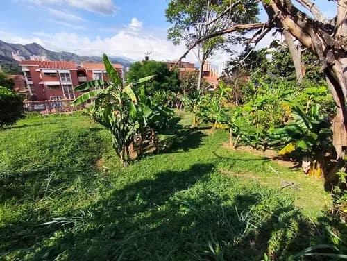 Roxanac Vende Terreno De 427,27 M2 Conjunto Res El Bosque Valencia Carabobo