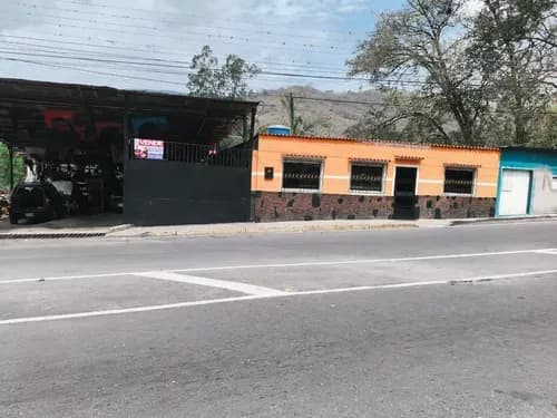 Se Vende Casa + Galpon En El Mirador