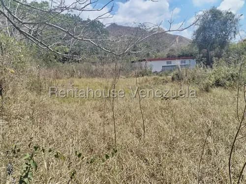 Terreno De Oportunidad Poco Común Con El Potencial Residencial De Alta Gama (inm 26-16581) Su Ubicación Privilegiada Ofrece Un Microclima Fresco Y Una Vista Hermosa (solo Clientes)