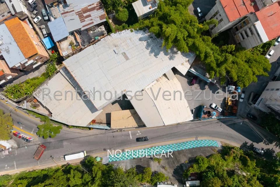 Comercial (Galpon - Deposito) en Venta en Baruta, Distrito Metropolitano