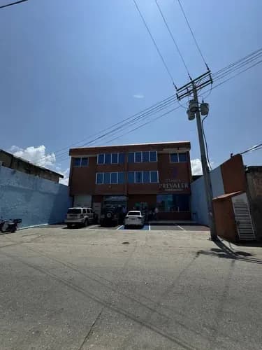 Ludeisi Zerpa 318524, Alquiler De Local De 3 Niveles En Puerto Cabello