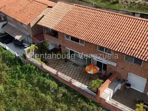 Leandro Manzano Townhouse En Venta Loma Linda Mls #25-20037