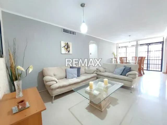 Alquiler Apartamento Amoblado en Lechería – Guaica Mar I Servicios incluidos