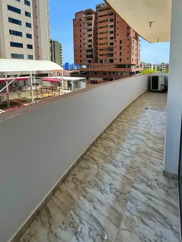 En Alquiler Y Venta Apto De 3 Habitaciones , Res Kamila Lechería