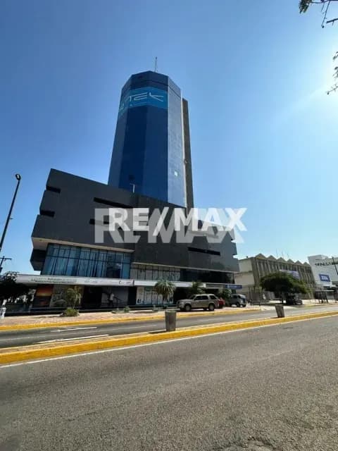 Oficina Torre Cristal Sector 5 de Julio