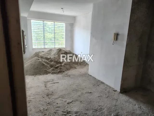 Apartamento Edifcio Jade I Piso 6 en Venta en gris
