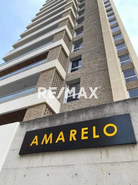 APARTAMENTO EN VENTA EDIFICIO AMARELO SECTOR LA LAGO ZONA ESTE MARACAIBO