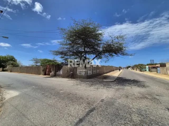 En Venta Terreno Av Intercomunal Sector Ali Primera