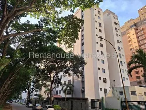 Rentahouse Alquila Apto. En Punta Del Este Calle 130 #26-8380 La Trigaleña