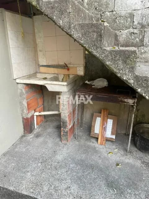 SE ALQUILA ESTACIONAMIENTO EN CAMPO C