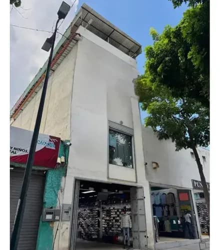 Vendo Local 589m2 El Cementerio 2331