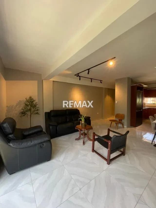 Excelente TOWNHOUSE en venta-Altos de Aricagua