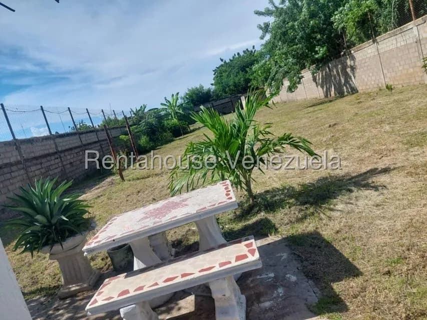 Terreno (Residencial) en Venta en La 'L', Zulia
