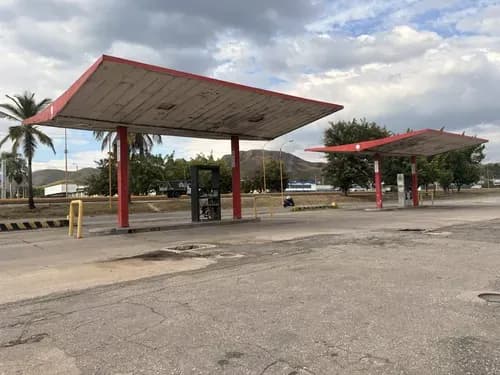 Annic Coronado Vende Terreno En Valencia Con Estación De Servicio Y Locales Comerciales Cód. 310492