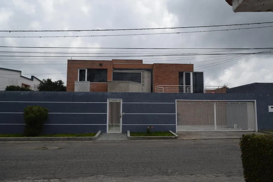 Casa (1 Nivel) en Venta en Club de Campo, Miranda