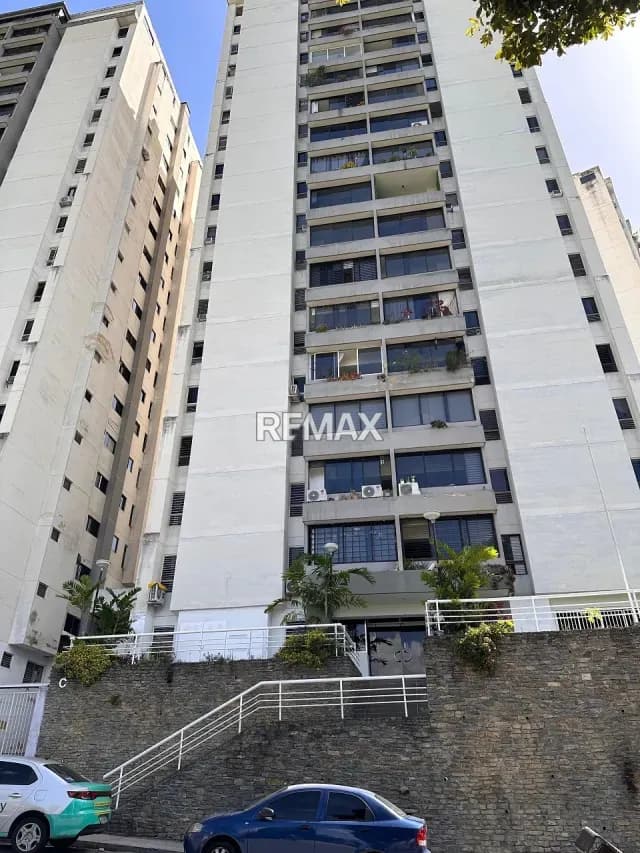 VENTA DE APARTAMENTO EN ALTOS DE MANZANARES, MUN. BARUTA