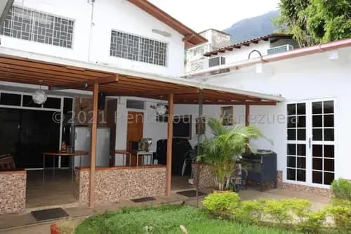 Carla Gonzalez Casa En Venta Los Dos Caminos Mls #22-1586 Sc