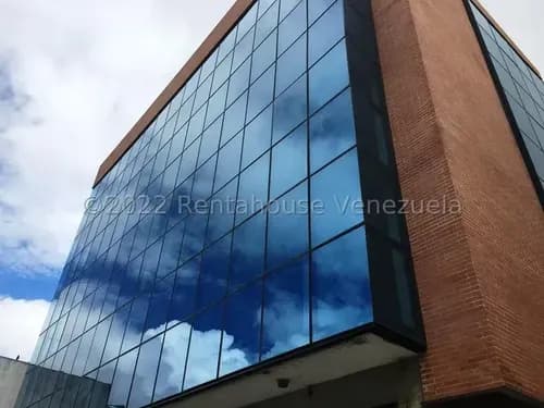 Venta De Edificio Comercial La Trinidad Avenida Bolivar 26-1245 Vp