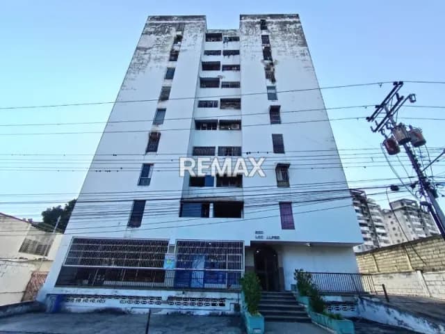 VENTA DE APARTAMENTO EN RESIDENCIA LOS ALPES, SECTOR LA VEGA