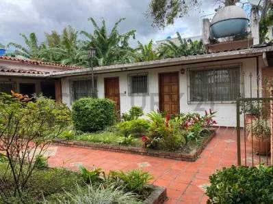 Venta Casa en los Kioskos
