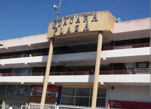 Se Vende Local Comercial En C.c Guacara Plaza