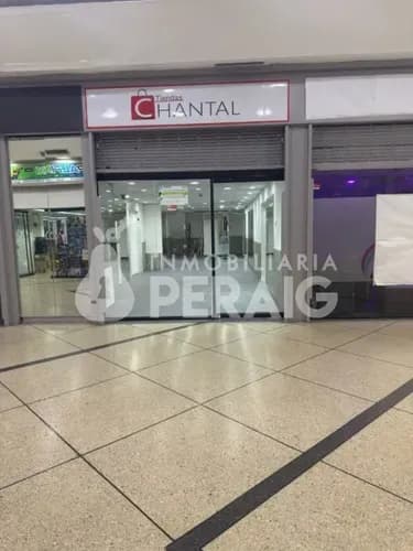 Local Comercial - Alquiler - Centro Parque Caracas - 71m2 - Gd