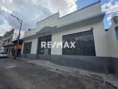 Se Alquila Galpón en La Ermita