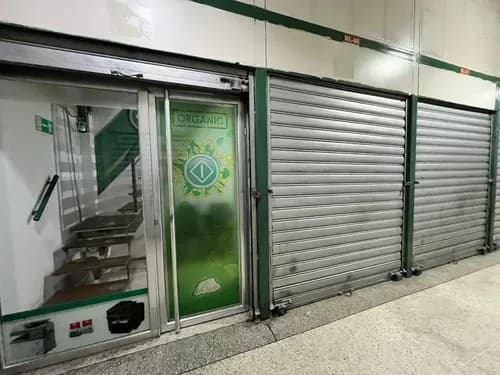 Ofrecemos En Venta Locales Ubicados En Centro Comercial Lara, Ofv-yv