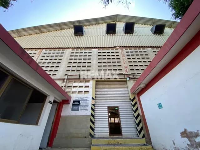 Galpón en Venta en Zona Industrial sur 1ra etapa Maracaibo.