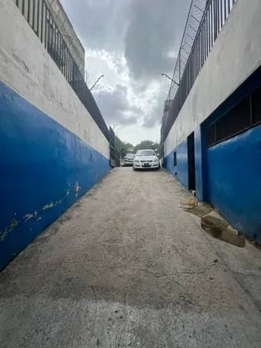 Sotano En Alquiler De 650 Metros En Plaza Venezuela