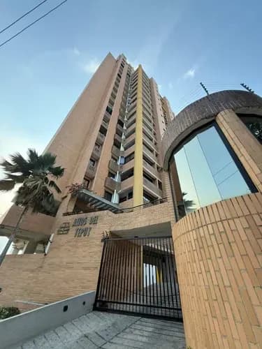 Apartamento En Las Chimeneas Res Altos Del Tepuy. 16ju. Ym. Solo Clientes Directos. Bc