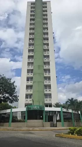 Apartamento En Venta Urb Los Mangos Valencia 3 Hab Maletero (solo Clientes) 332382
