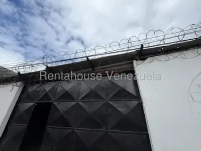 Local Comercial en alquiler en distrito-capital - $3k