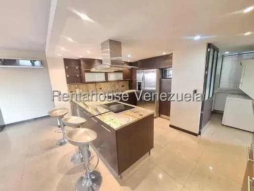 Marianny Gonzalez, Vende Espectacular Apartamento Duplex Zona Este Barquisimeto