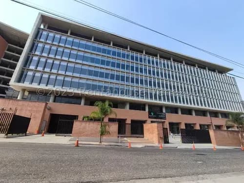 Oficina En Venta En Boleita Norte Cr- 26-3911